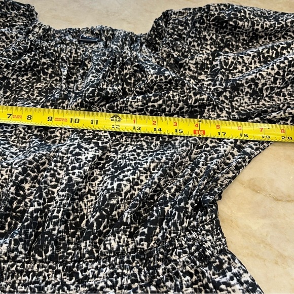 NEW GAP‎ | Puff Sleeve Black and White Smocked Waist Dress | Women’s Large - Picture 9 of 12